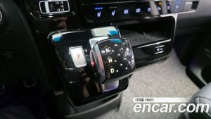 Hyundai Staria L3.5 Lounge 7-Seater 2025 года из Южной Кореи