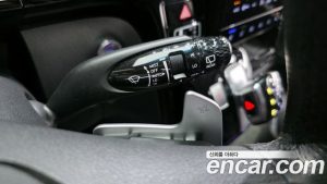Hyundai Staria L3.5 Lounge 7-Seater 2025 года из Южной Кореи