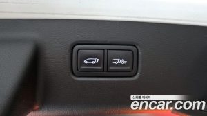 Hyundai Staria L3.5 Lounge 7-Seater 2025 года из Южной Кореи