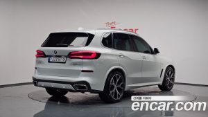 BMW X5 xDrive 30d M Sport 2023 года из Южной Кореи