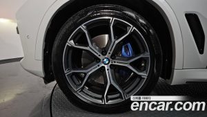 BMW X5 xDrive 30d M Sport 2023 года из Южной Кореи