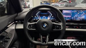 BMW 5-Series 520i M Sport 2024 года из Южной Кореи