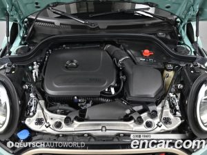 Mini Cooper Favoured 2025 года из Южной Кореи