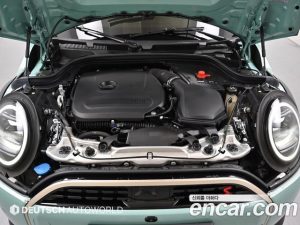 Mini Cooper Favoured 2025 года из Южной Кореи