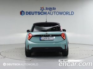 Mini Cooper Favoured 2025 года из Южной Кореи