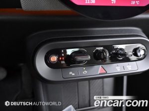 Mini Cooper Favoured 2025 года из Южной Кореи