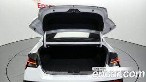 Hyundai AVANTE 1.6 2024 года из Южной Кореи