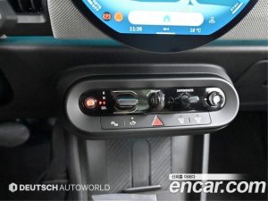 Mini Cooper Favoured 2025 года из Южной Кореи