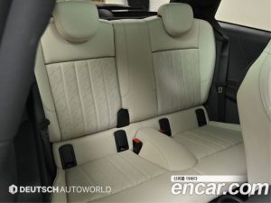 Mini Cooper Favoured 2025 года из Южной Кореи