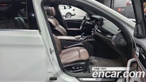 BMW 5-Series 530i xDrive M Sport 2023 года из Южной Кореи