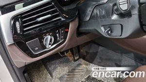 BMW 5-Series 530i xDrive M Sport 2023 года из Южной Кореи