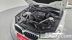 BMW 5-Series 530i Luxury 2023 года из Южной Кореи