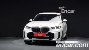 BMW X5 xDrive 40i M Sport 2024 года из Южной Кореи