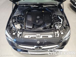 Mercedes-Benz C-Class C300 4MATIC Avantgarde 2024 года из Южной Кореи