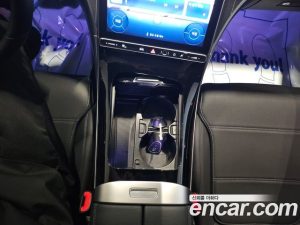 Mercedes-Benz C-Class C300 4MATIC Avantgarde 2024 года из Южной Кореи