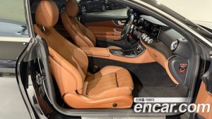 Mercedes-Benz E-Class E300d 4MATIC Coupe 2023 года из Южной Кореи