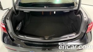 Mercedes-Benz E-Class E300d 4MATIC Coupe 2023 года из Южной Кореи
