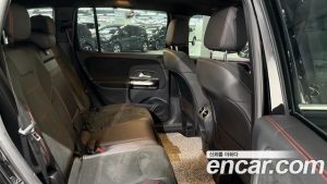Mercedes-Benz GLB-Class GLB250 4MATIC 2023 года из Южной Кореи
