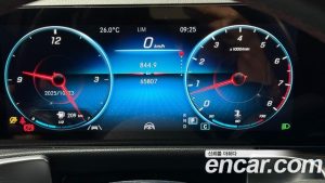 Mercedes-Benz GLB-Class GLB250 4MATIC 2023 года из Южной Кореи