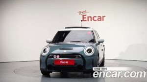 Mini Cooper 5Door MULTITONE Edition 2023 года из Южной Кореи