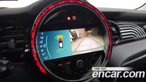 Mini Cooper 5Door MULTITONE Edition 2023 года из Южной Кореи