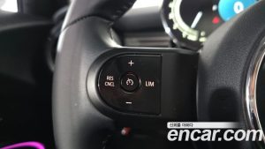 Mini Cooper 5Door MULTITONE Edition 2023 года из Южной Кореи