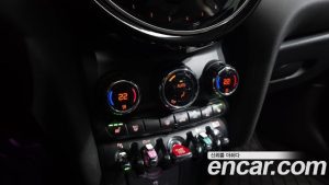 Mini Cooper 5Door MULTITONE Edition 2023 года из Южной Кореи