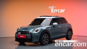 Mini Cooper 5Door MULTITONE Edition 2023 года из Южной Кореи