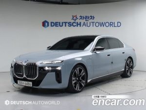 BMW 7-Series 750e xDrive M Sport 2023 года из Южной Кореи