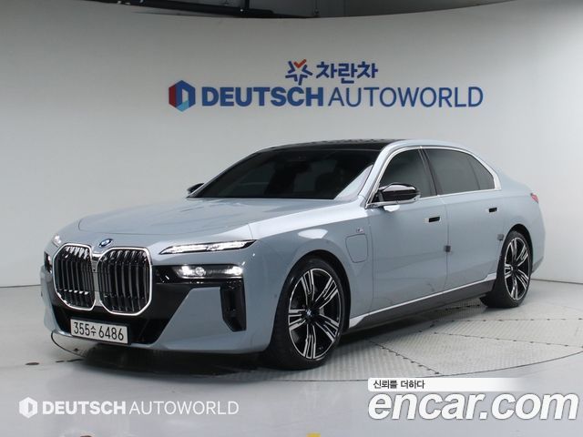 BMW 7-Series 750e xDrive M Sport 2023 года из Кореи