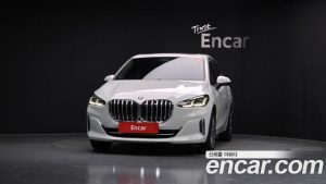 BMW 2-Series 220i Luxury 2023 года из Южной Кореи