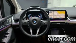BMW 2-Series 220i Luxury 2023 года из Южной Кореи