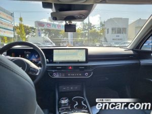 Kia K5 Prestige 2025 года из Южной Кореи