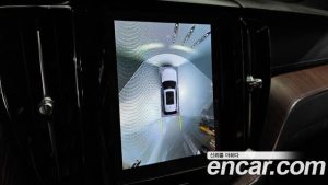 Volvo XC60 B5 ULTIMATE Bright 2023 года из Южной Кореи