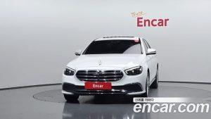 Mercedes-Benz E-Class E250 Exclusive 2023 года из Южной Кореи