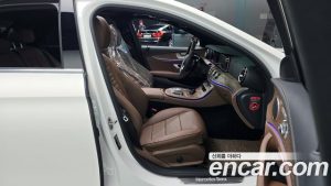 Mercedes-Benz E-Class E250 Exclusive 2023 года из Южной Кореи