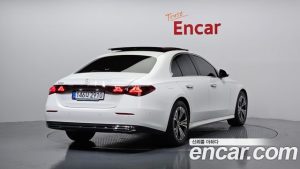 Mercedes-Benz E-Class E200 Avantgarde 2025 года из Южной Кореи