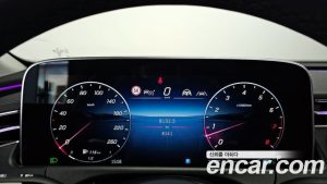 Mercedes-Benz E-Class E200 Avantgarde 2025 года из Южной Кореи