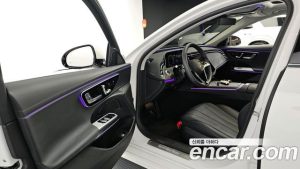 Mercedes-Benz E-Class E200 Avantgarde 2025 года из Южной Кореи