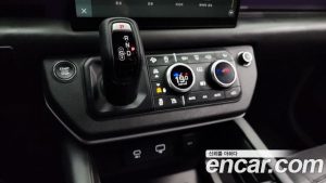 Land Rover Defender 130 D300 X- HSE 2024 года из Южной Кореи