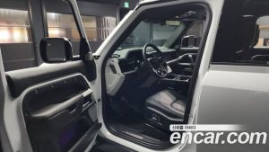 Land Rover Defender 130 D300 X- HSE 2024 года из Южной Кореи