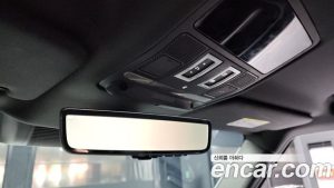Land Rover Defender 130 D300 X- HSE 2024 года из Южной Кореи