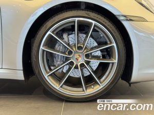 Porsche 911 CARRERA 4 Cabriolet 2024 года из Южной Кореи