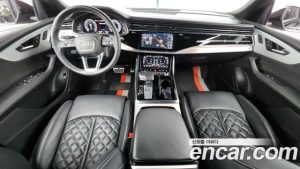 Audi Q8 50 TDI 4WD Premium 2023 года из Южной Кореи