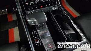 Audi Q8 50 TDI 4WD Premium 2023 года из Южной Кореи