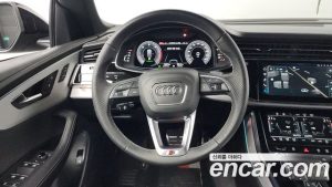 Audi Q8 50 TDI 4WD Premium 2023 года из Южной Кореи