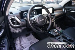 Kia Seltos Бензин 1.6 Turbo 2WD 2024 года из Южной Кореи