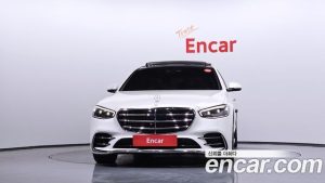 Mercedes-Benz S-Class S500 4MATIC 2023 года из Южной Кореи