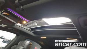Mercedes-Benz S-Class S500 4MATIC 2023 года из Южной Кореи