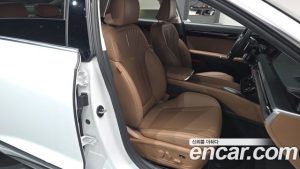 Hyundai Grandeur 2.5 Бензин 2WD 2025 года из Южной Кореи